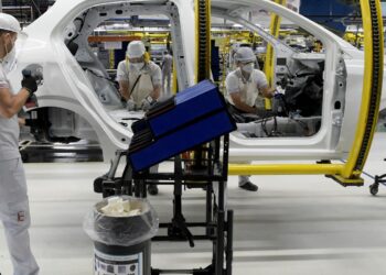 ccj-do-senado-aprova-fim-da-escala-6×1-e-preve-jornada-de-36h-semanais