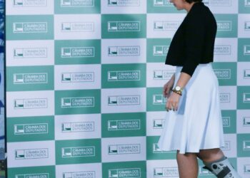 camara-rejeita-cassacao-da-deputada-carla-zambelli