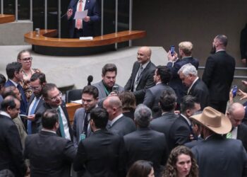 pl-da-dosimetria-beneficia-criminosos-comuns,-dizem-especialistas