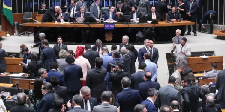 codigo-de-defesa-do-contribuinte-traz-justica-para-quem-paga-imposto,-avalia-cacb