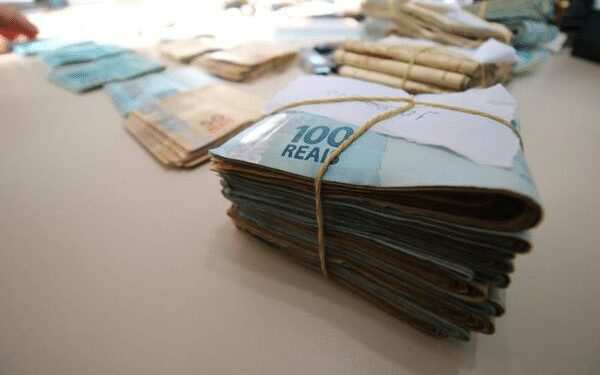 ssp,-mp,-pm-e-pc-capturam-traficante-baiano-com-carro-de-luxo-e-r$-100-mil-em-especie