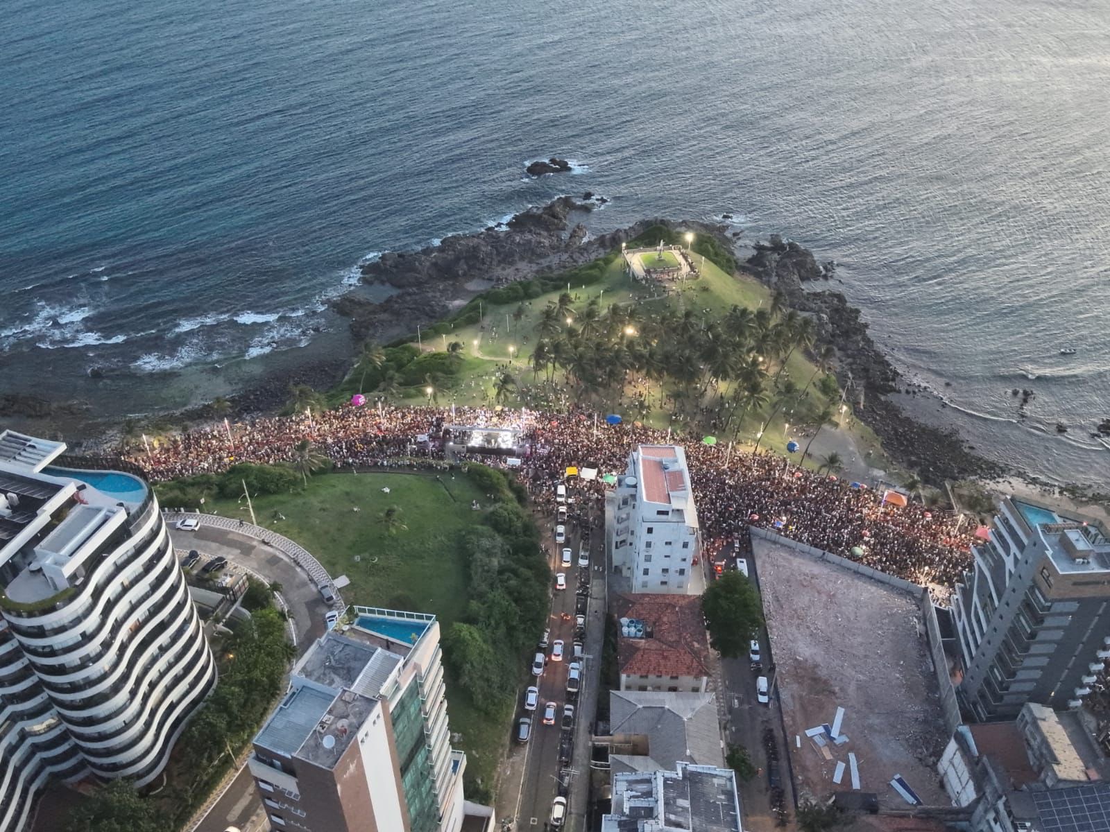 reconhecimento-facial-da-ssp-localiza-dois-foragidos-da-justica-durante-evento-na-barra