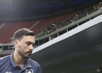 botafogo-anuncia-saida-do-tecnico-italiano-davide-ancelotti
