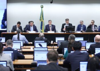 comissao-do-congresso-aprova-orcamento-de-2026
