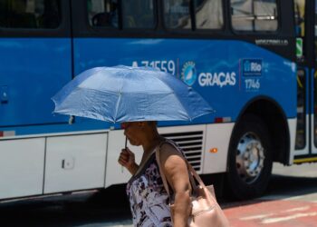 calor-pode-aumentar-risco-de-casos-de-avc,-alerta-medico