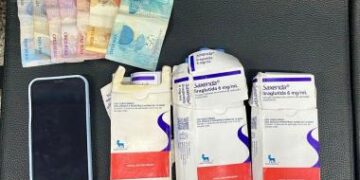 pm-prende-mulher,-localiza-motocicleta-usada-em-roubo-e-apreende-canetas-emagrecedoras