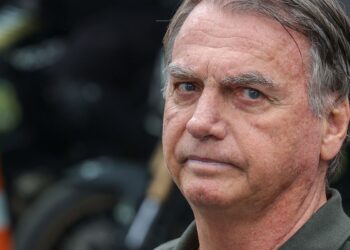 bolsonaro-passou-por-nova-cirurgia-para-tratar-soluco,-diz-michelle