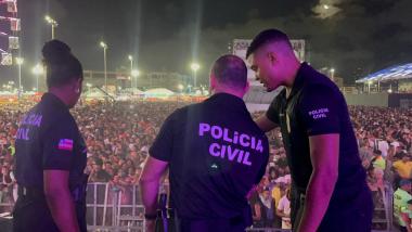 policia-civil-fiscaliza-uso-de-fogos-durante-o-festival-virada-salvador-2026