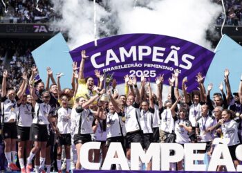 retrospectiva:-corinthians-segue-imponente-no-futebol-feminino-em-2025