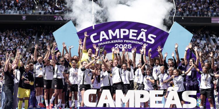 retrospectiva:-corinthians-segue-imponente-no-futebol-feminino-em-2025