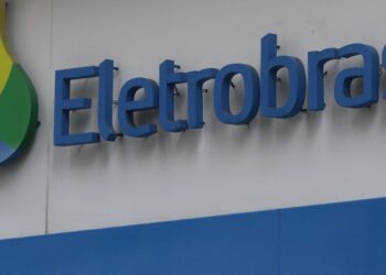 lula-veta-pl-sobre-realocacao-de-trabalhadores-da-eletrobras