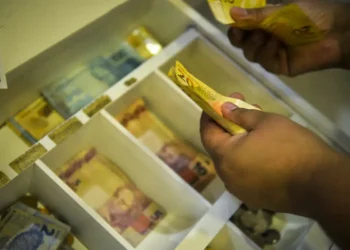 medida-provisoria-libera-saque-do-fgts-para-trabalhador-que-optou-pelo-saque-aniversario-e-foi-demitido