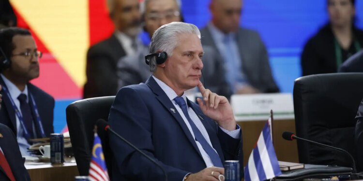 cuba-condena-“ataque-criminoso”-dos-eua-contra-a-venezuela