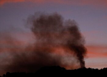 bernie-sanders-e-kamala-harris-criticam-acoes-de-trump-na-venezuela