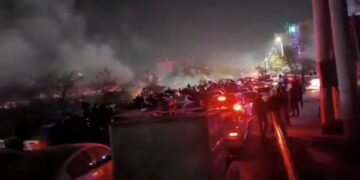 protestos-no-ira-diminuem-apos-forte-repressao,-dizem-moradores