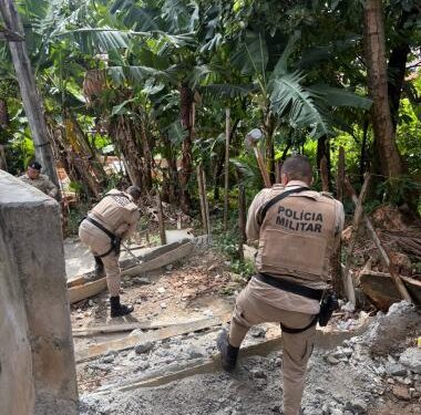 pm-remove-barricadas-em-pernambues