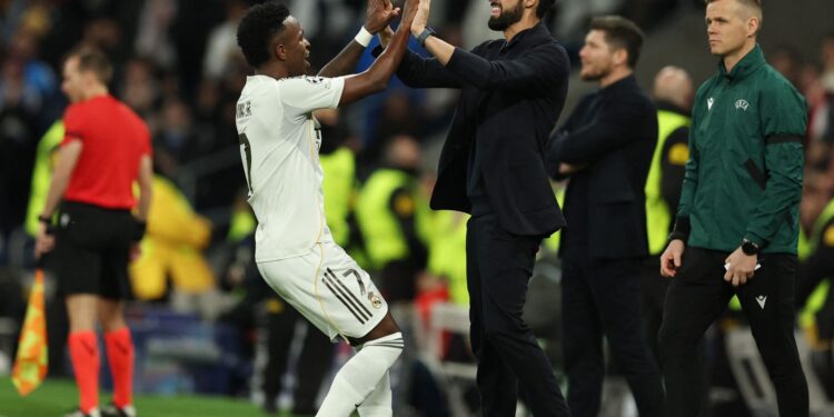 vini-jr.-comanda-goleada-do-real-sobre-monaco-na-liga-dos-campeoes