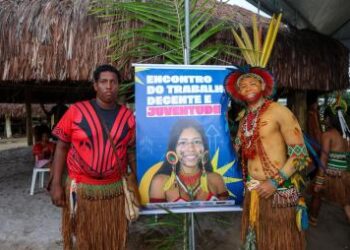 encontro-em-aldeia-indigena-discute-trabalho-decente-e-juventude